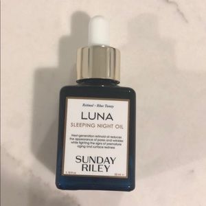 Sunday Riley Makeup - Sunday Riley Luna Oil brand new Sunday Riley Makeup - Sunday Riley Luna Oil brand new